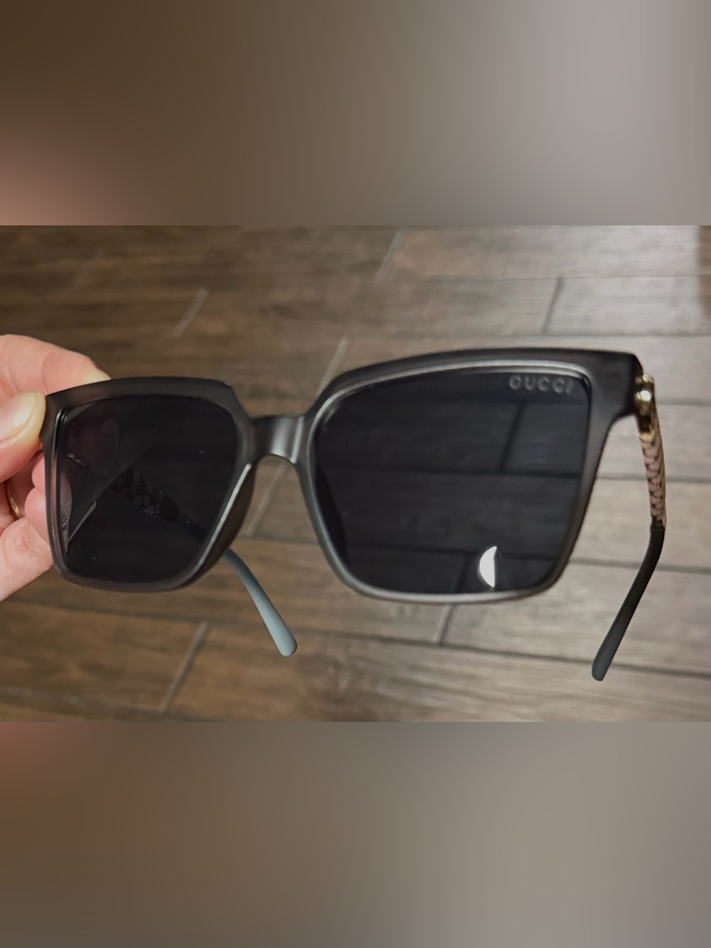 Women's Black Square Sunglasses with Dark Lenses